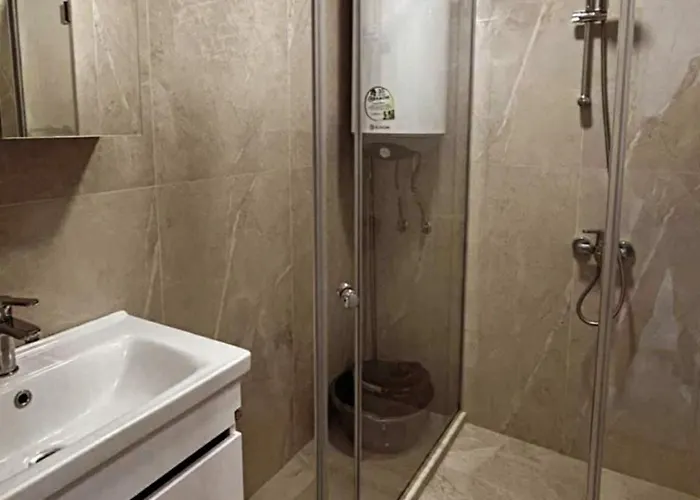 The Better Μπουργκάς